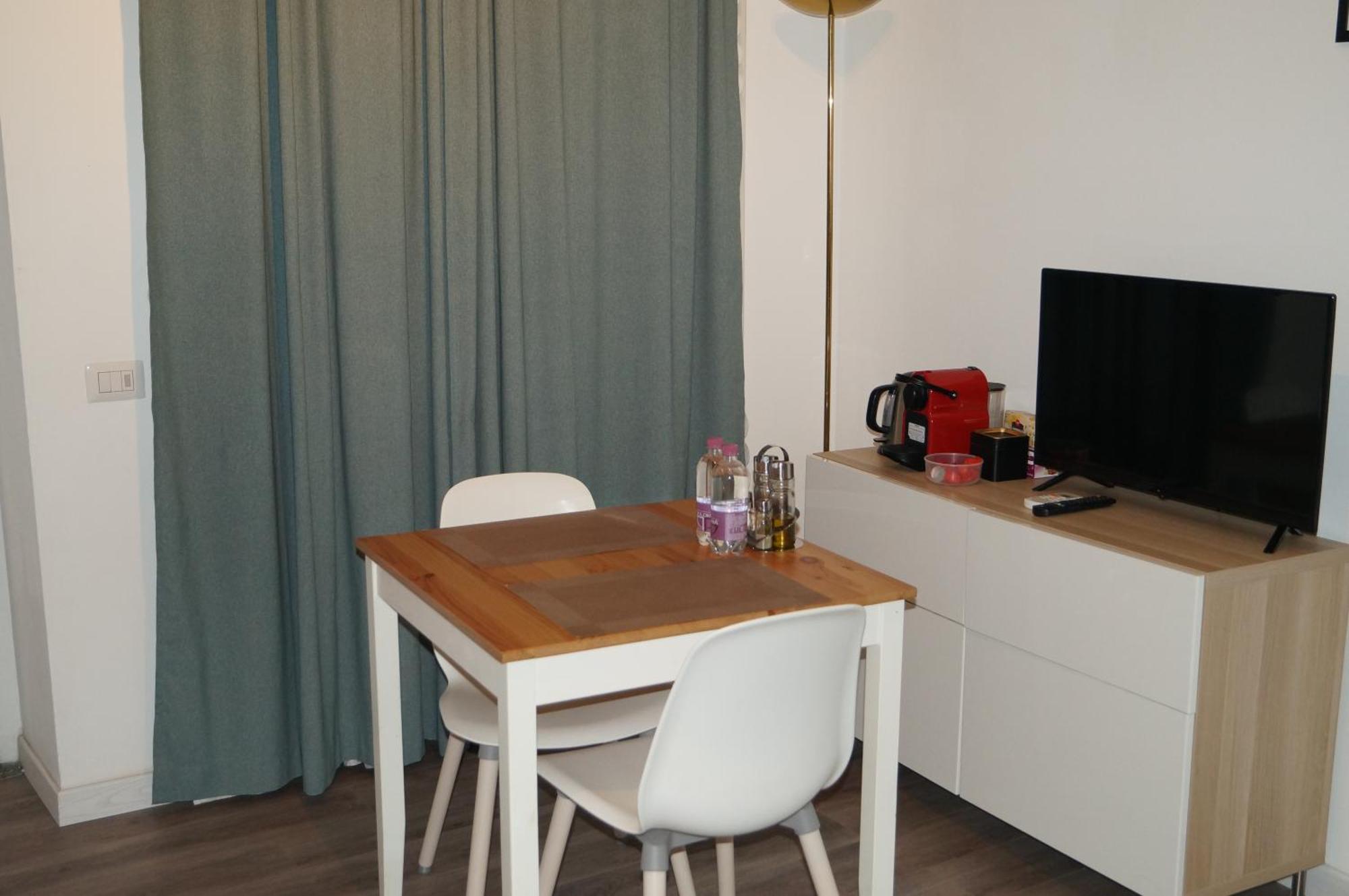 House Naviglio Quattro Apartment Milan Luaran gambar