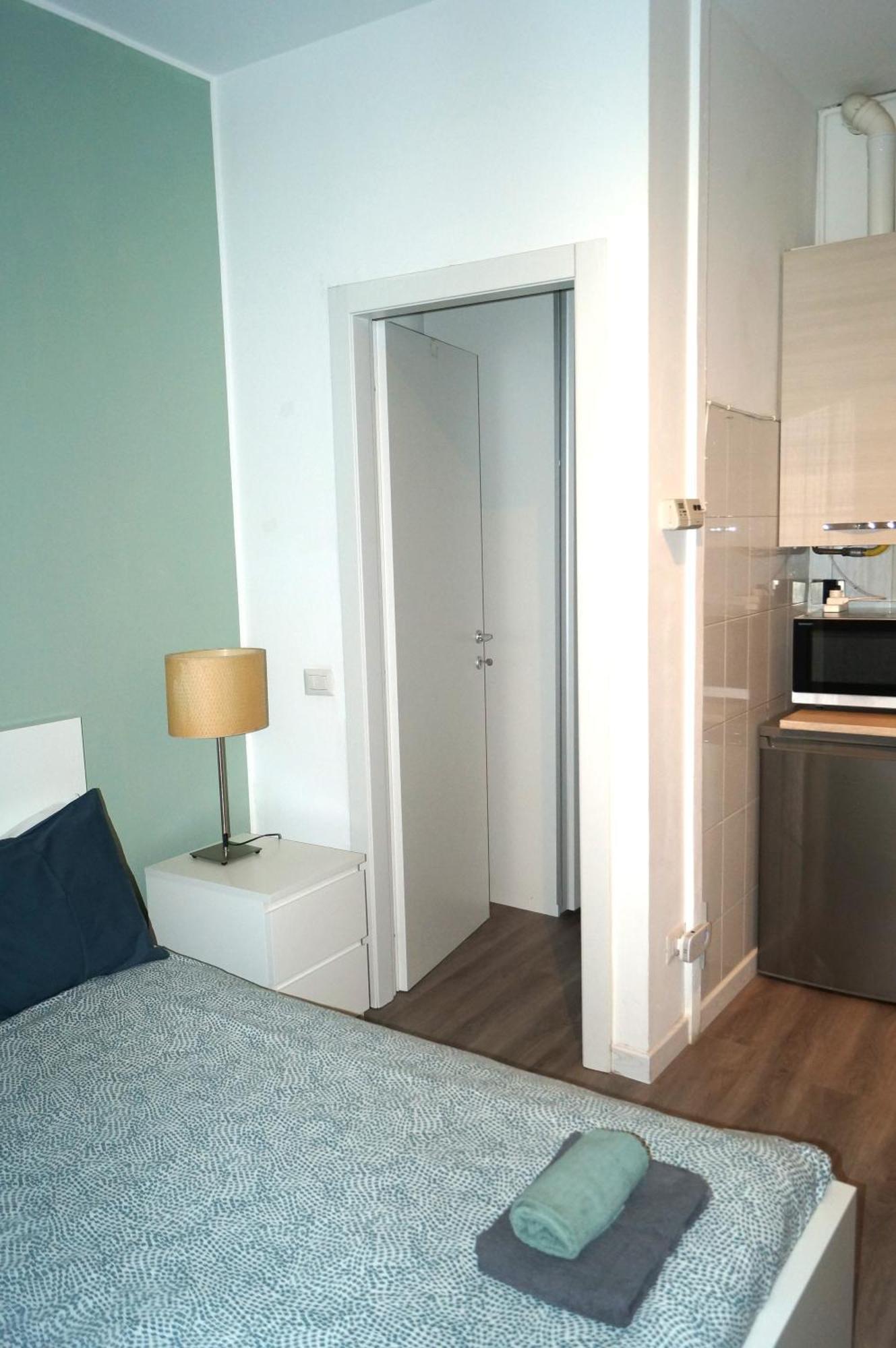 House Naviglio Quattro Apartment Milan Luaran gambar